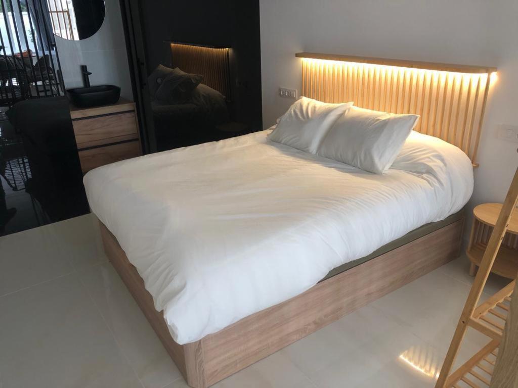 Suite Playamar Con Jacuzzi Torremolinos Kültér fotó